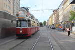 Wien Wiener Linien SL 67 (E2 4306) X, Favoriten, Reumannplatz am 27. Juni 2017.