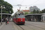 Wien Wiener Linien SL 67 (E2 4082) X, Favoriten, Reumannplatz am 27.