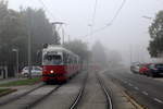 Wien Wiener Linien SL 6 (E1 4520 + c4 1310) XI, Simmering, Kaiserebersdorf, Pantucekgasse am 16.