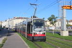 Wien Wiener Linien SL 18 (B 642) III, Landstraße, Landstraßer Gürtel am 15. Oktober 2017.