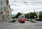 Wien Wiener Linien SL D (E2 4029 + c5 1429) IV, Wieden / III Landstraße, Prinz-Eugen-Straße / Wiedner Gürtel am 6. August 2010. - Scan eines Farbnegativs. Film: Fuji S-200. Kamera: Leica C2.