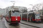 Wien Wiener Linien SL 2 (E2 4022) / SL 33 (A 11) Friedrich-Engels-Platz am 16.