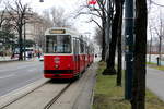 Wien Wiener Linien SL D (c5 1502 + E2 4302) I, Innere Stadt, Burgring am 17. März 2018.