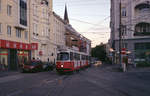 Wien Wiener Linien SL 41 (E2 4035) XVIII, Währing, Gersthof, Gentzgasse / Simonygasse am 21. Oktober 2010. - Scan eines Farbnegativs. Film: Fuji S-200. Kamera: Leica CL.