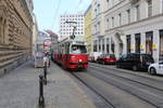 Wien Wiener Linien SL 5 (E1 4542 + c4 1339 (beide Wagen: Bombardier-Rotax 1975)) VIII, Josefstadt, Skodagasse (Hst.