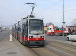 Wien Wiener Linien SL 26 (B1 732) XXI, Floridsdorf, Jedlesee, Prager Straße / Winkeläckerstraße am 12. Feber / Februar 2019. - Winkeläckerstraße ist ein Flurname, den die Straße 1929 wegen des unregelmäßig verlaufenden Ackergrunds bekam. 