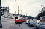 Wien: Die Wiener Straßenbahnen vor 50 Jahren: SL AK (M 4066 (Simmeringer Waggonfabrik 1928) + m3 + m3) I, Innere Stadt, Dr.-Karl-Renner-Ring / Parlament Ende August 1969. - Scan eines Diapositivs. Film: AGFA CT 18. Kamera: Canon Canonet QL28.