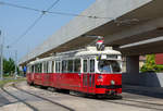 Wien 

Wiener Linien E1 4794 - 1328 als Linie 25 beim Donauspital, 13.06.2019 