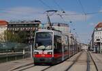 Tw.718 als Linie 31 umgeleitet zur Augasse bei einem kurzen Halt auf der Friedensbrücke. (16.08.2024)