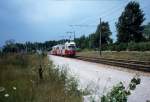 Wien WVB SL 167 (E1 4512) Per-Albin-Hansson-Siedlung-Ost (An der Donaulndebahn entlang) im Juli 1977.
