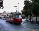 Straenbahn in Wien.

Triebwagen 4055 vom Typ E2 auf der Linie 60 vom Schlo Schnbrunn nach Rodaun.

16.08.2003