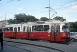 Wien WL SL 10 (E1 4468) Hietzing, Kennedybrcke im Juli 2005.