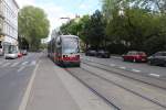 Wien Wiener Linien SL 37 (A 40) Währinger Strasse / Arne-Carlson-Park am 2. Mai 2015.