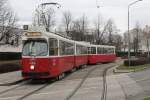 Wien Wiener Linien SL 67 (E2 4306 (Rotax 1978) + c5 1506 (Rotax 1989)) Otto-Probst-Straße /  Tesarekplatz am 15. Februar 2016.