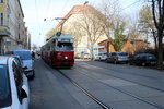 Wien Wiener Linien SL 6 (E1 4522) Favoriten, Quellenstraße / Gußriegelstraße am 16. Februar 2016.
