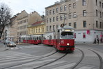 Wien Wiener Linien SL 6 (E1 4510 + c3 1267) Favoriten, Absberggasse / Quellenstraße am 23. März 2016.