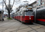 Wien Wiener Linien SL 6 (E2 4095) Neubaugürtel / Märzstraße am 16. Februar 2016.