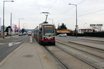 Wien Wiener Linien SL 26 (B 669) Floridsdorf (XXI, 21. Bezirk), Prager Straße / Winkeläckerstraße am 21. März 2016.