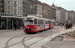 Wien WVB SL 26 (E1 4723 + c2 1034) I, Innere Stadt, Schwedenplatz im Oktober 1979. - Scan von einem Farbnegativ. Film: Kodacolor II. Kamera: Minolta SRT-101.