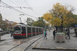 Wien Wiener Linien SL 31 (B 670) XX, Brigittenau, Friedrich-Engels-Platz am 18. Oktober 2016.