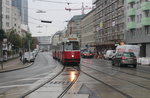 Wien Wiener Linien SL 2 (E2 4035) XX, Brigittenau, Marchfeldstraße / Vorgartenstraße am 18. Oktober 2016.