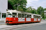 Wien WVB SL 10 (E 4446 (Lohnerwerke 1964)) XVI, Ottakring, Sandleitengasse im Juli 1992. - Scan von einem Farbnegativ. Film: Kodak Gold 200. Kamera: Minolta XG-1. 