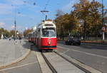 Wien Wiener Linien SL D (E2 4020) I, Innere Stadt, Dr.-Karl-Renner-Ring / Parlament am 22.