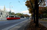 Wien Wiener Linien SL 1 (E2 4083 + c5 1483) I, Innere Stadt, Dr.-Karl-Renner-Ring / Parlament am 22. Oktober 2016.