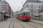 Wien Wiener Linien SL 5 (c4 1336 + E1 4743) Friedensbrücke am 12.