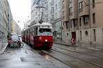 Wien Wiener Linien SL 5 (E1 4791 + c4 1328) VIII Josefstatdt, Laudongasse / Lederergasse am 17. Februar 2017.