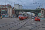 Am 27.2.2023 war der Wiener E2 4032 mit c5 1432 auf der Linie 38 von Grinzing zum Schottentor unterwegs.