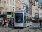 Graz.  Poltergeist  238 war am 31.07.2020 auf der Linie 7 unterwegs, hier am Hauptplatz.