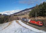 1216 022 mit der ROLA 53333 (Wörgl Terminal Nord - Brennersee Terminal) bei Mühlbachl, 31.01.2020.