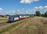 MAV Taurus (182 527-2) zieht auf der Franz-Josefs-Bahn am 07.09.2024 den REX4 nach Krems (Fotografiert nahe Langenlebarn)