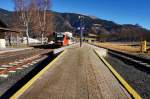 Blick über den Bahnsteig vom Bahnhof Kötschach-Mauthen.