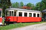 04.05.2003 Atterseebahn, Triebwagen BET 23 102 der Fa. Stern % Hafferl in Attersee. Gebaut in Graz 1912 	