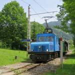 Lok E4 der Breitenauerbahn bereit zur Abfahrt mit einem Personenzug in Richtung Mixnitz in St. Jakob Breitenau am 10.06.2019