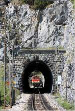 2095 009 mit R 6853(Gsing-Mariazell) vor der Durchfahrt des Reithmauertunnels. 23.04.11