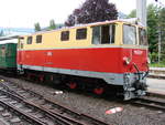 Die Schmalspurdiesellok 2095.001 mit Original anstrich - Hbf. Zell Am See - 11-06-2012