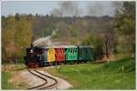 Der Stainzer Flascherlzug im Zuge einer Sonderfahrt fr eine schweizer Reisegruppe am 26.4.2012 zwischen Neudorf und Herbersdorf aufgenommen.