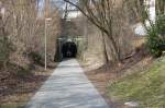 Spurensuche bei der BWB.(1902-1983)Ausser dem ehem.Lokschuppen,gibt es in Bregenz-Vorkloster nur noch den 212m langen Riedentunnel.Im Bild das Tunnelportal und das ehem.Trassee auf Bezauer Seite,heute