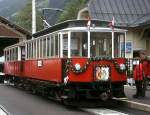 Wechselstromtriebwagen der Stubaitalbahn nebst Beiwagen an Originalschauplatz (Bahnhof Fulpmes), anllich der Jubilumsfeiern 100 Jahre Stubaitalbahn, 21. August 2004