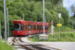 Triebwagen 356 der Stubaitalbahn fhrt am 22.Mai 2011 aus Innsbruck kommend in die Hst.