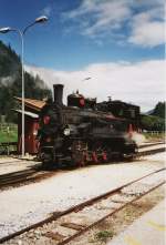 Lok der Zillertalbahn (760mm Adhsionsbahn), beim rangieren im Endbahnhof Mayrhofen 633m, im Juli 2009.