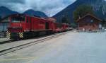 D 13 der Zillertalbahn steht am 16.07.2012 mit einem Regionalzug aus Mayrhofen in Strass im Zillertal.