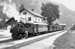 Personenzug mit Lok 1  Raimund  in Zell a.Z. (31. August 1967). Hinter der Lok ein  Payerbacher  (dem Zug vermutlich zustzlich fr eine Reisegruppe mitgegeben), der so gar nicht mit dem brigen Wagenmaterial harmonieren will!