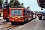 Nach der Ankunft im Bahnhof Jenbach, wartet der Zug auf die Rckfahrt nach Mayrhofen.