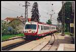 4090 002 als R6823 in Hofstetten - Grünau am 9.05.2001.