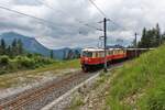 Die 1099.14 und die 1099.11 stehen mit dem R80965 am 27.6.2023 hinter Gösing vor dem 1893m hohen Ötscher.