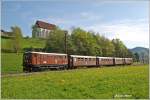 Die 1099 007  Mariazell  bespannte am 29.April 2010 den aus 4 Waggons bestehenden REX 6810 nach St.Plten.